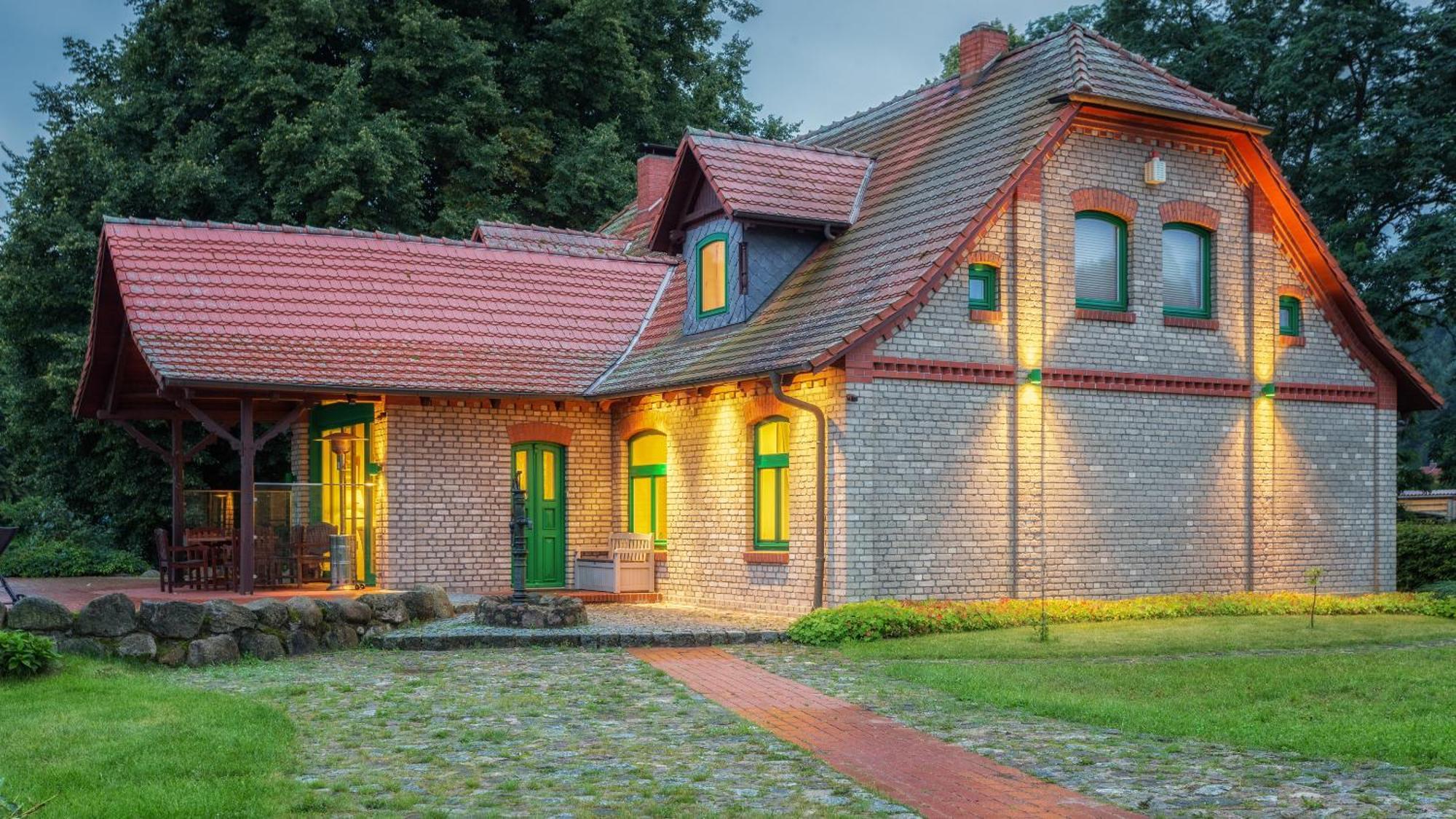 J1 Idyllisches Ferienhaus Mit Seeblick Julchendorf ภายนอก รูปภาพ